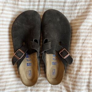 Mocha Birkenstock Boston - size 39 regular width - soft footbed
